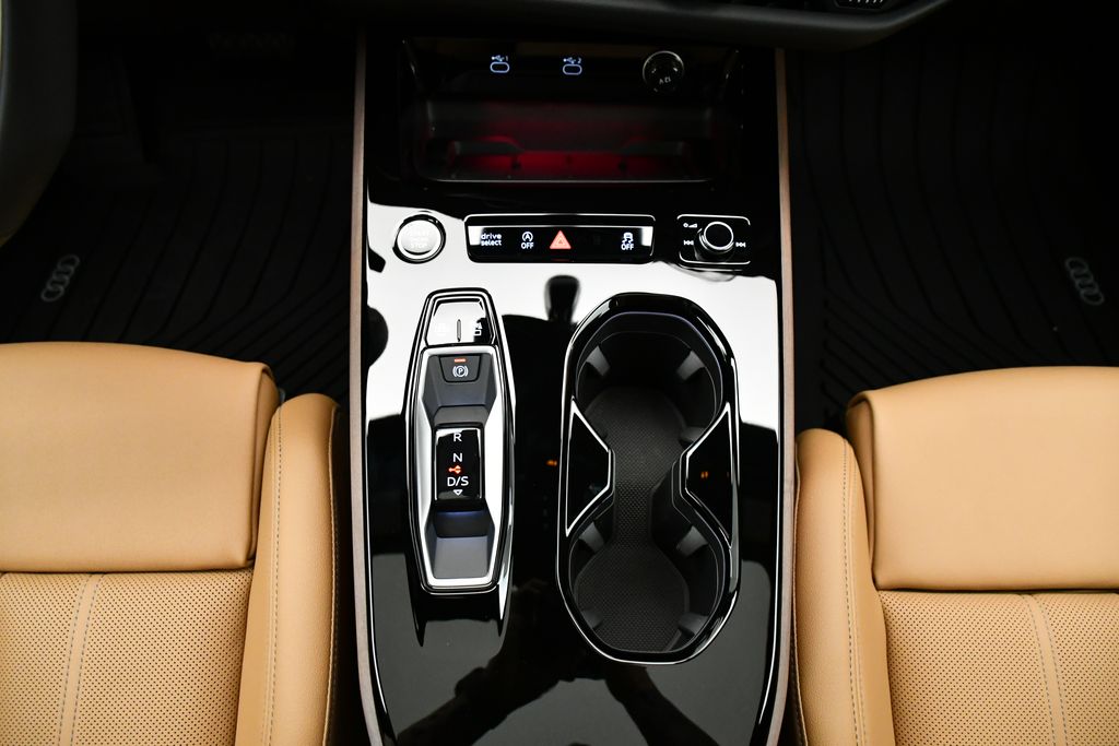 Thumbnail: 2025 Audi A5 - 28