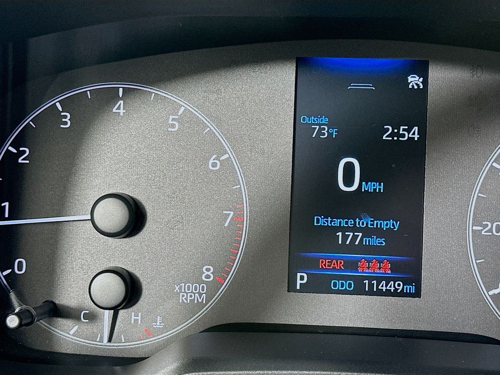 Thumbnail: 2025 Toyota Corolla - 12