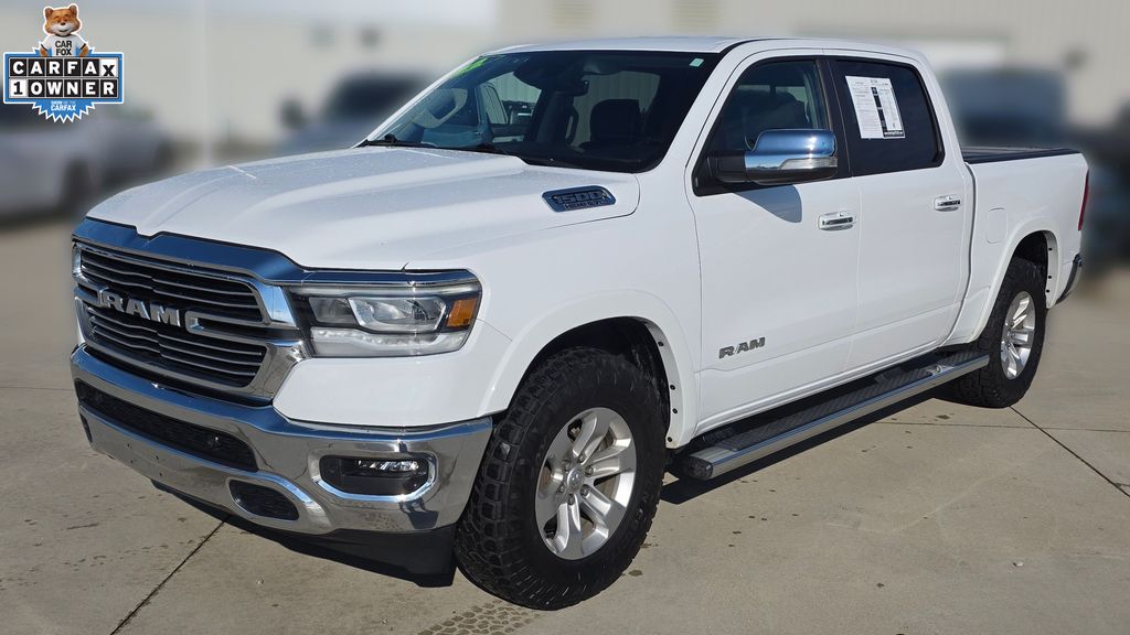 Bright White Clearcoat 2022 RAM 1500 Pickup Truck Four-Wheel Drive 8-Speed Automatic