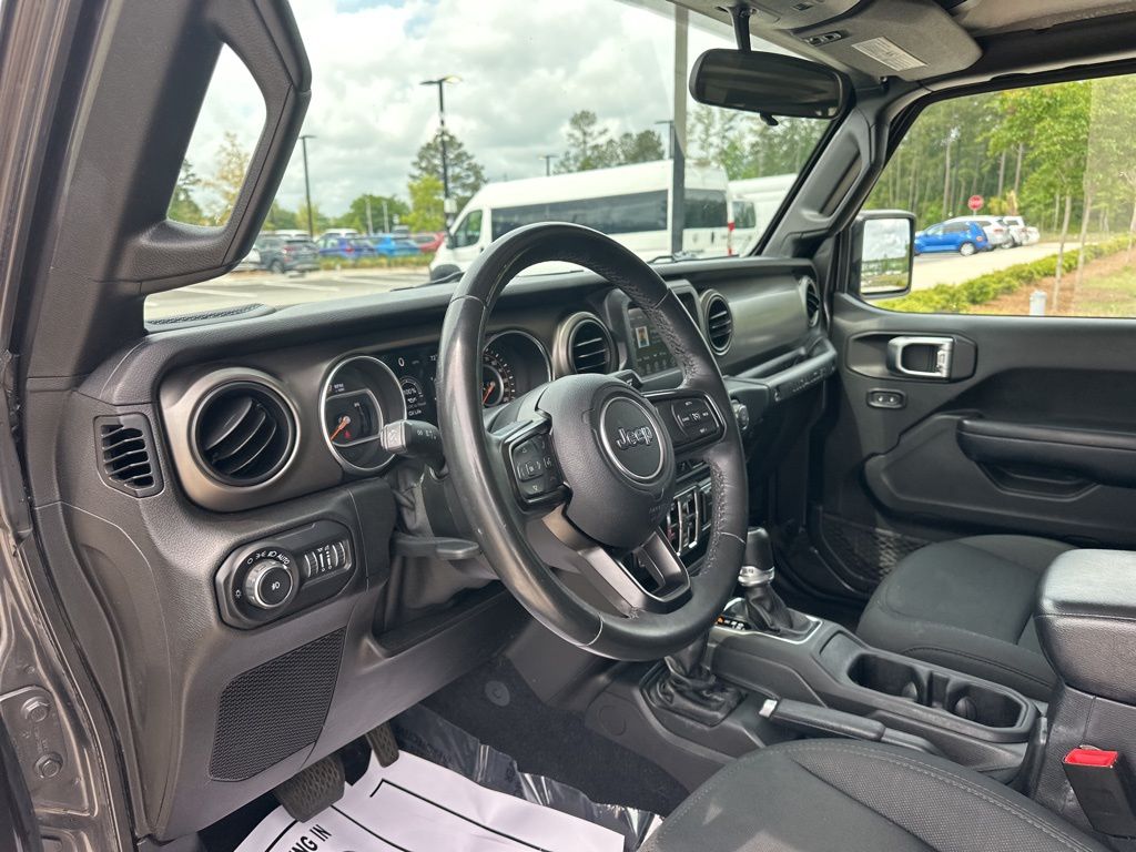 2019 Granite Crystal Metallic Clearcoat Jeep Wrangler Unlimited Unlimited Sport 4X4 SUV