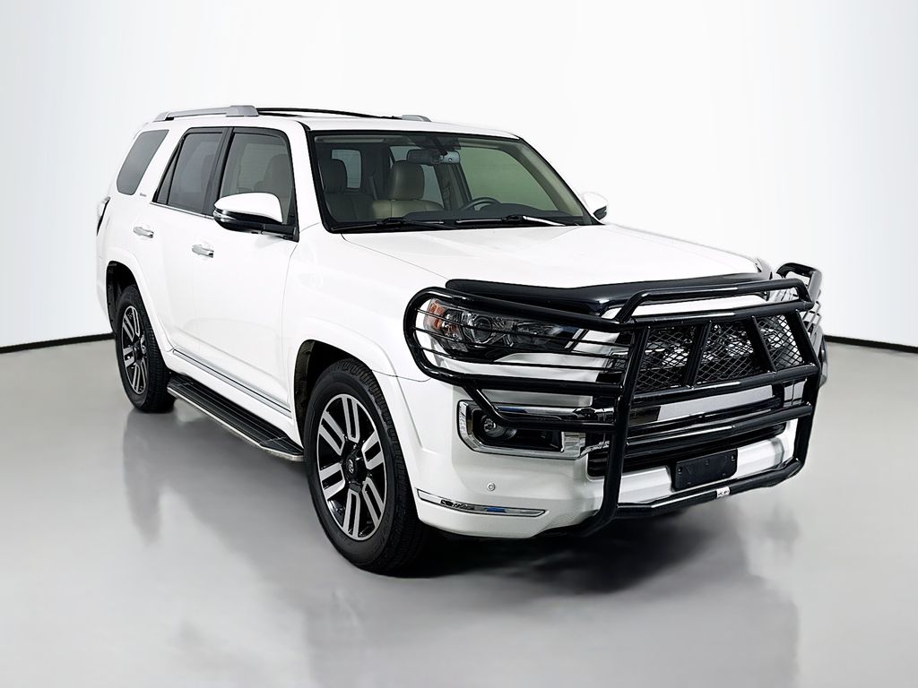 Thumbnail: 2016 Toyota 4Runner - 3