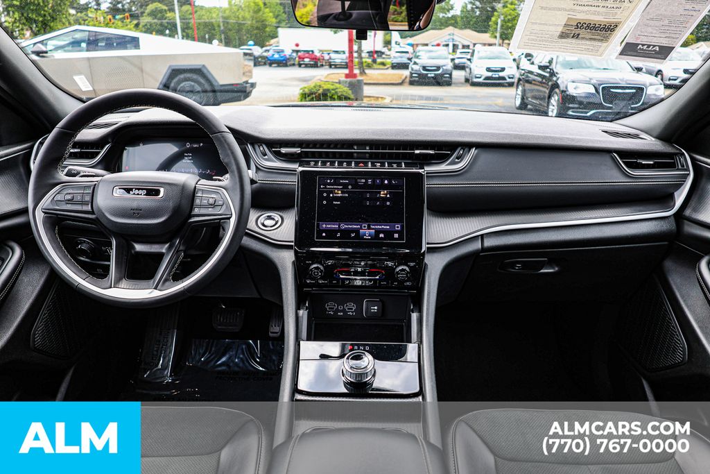 Used 2025 Black Jeep Altitude / MT Certified image 30