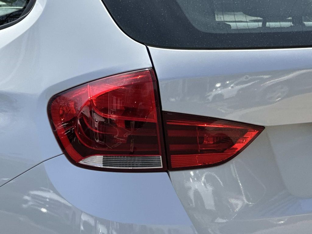 Thumbnail: 2014 BMW X1 - 12