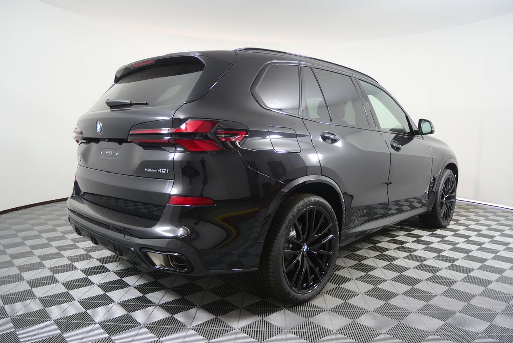 Thumbnail: 2026 BMW X5 - 3