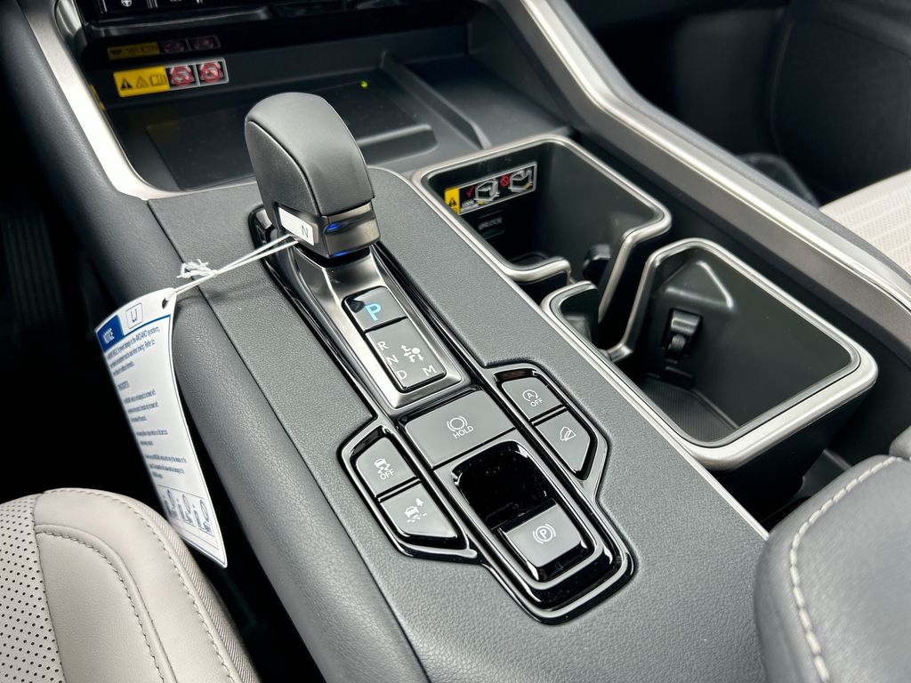Thumbnail: 2026 Lexus TX - 3