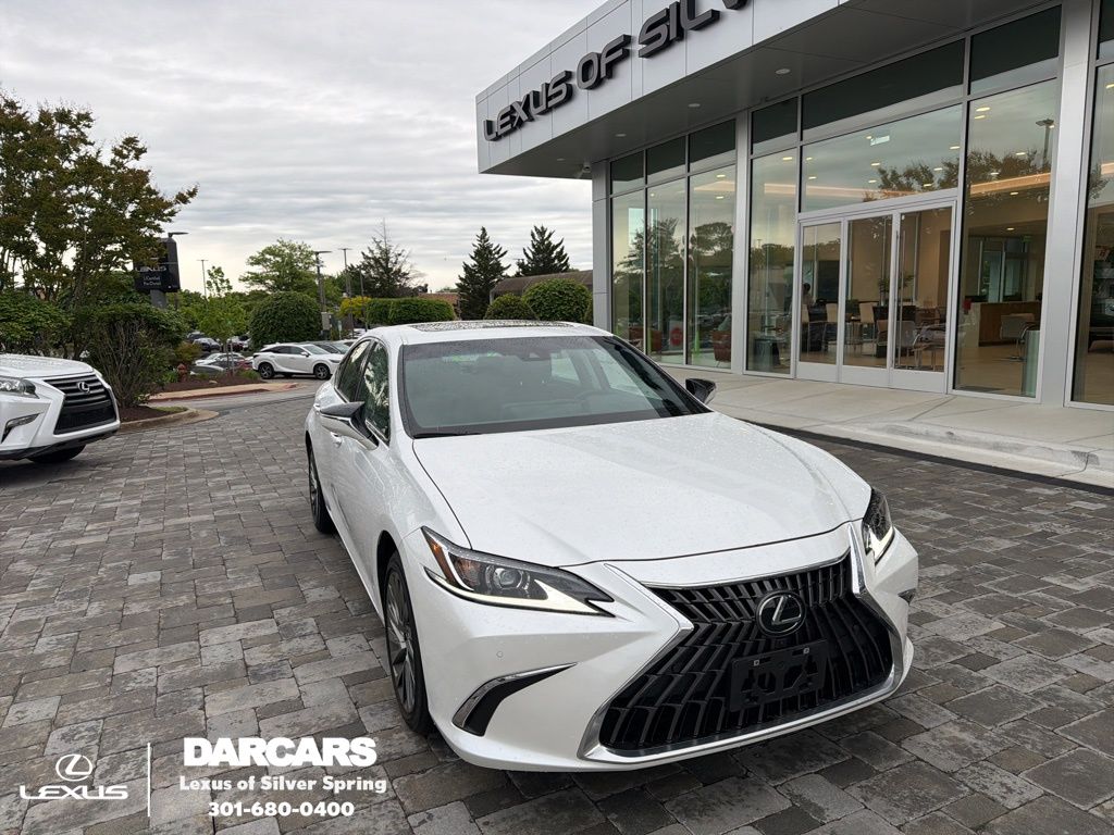 Eminent White Pearl 2025 Lexus ES Hybrid 300h Luxury FWD Sedan Front-Wheel Drive Continuously Variable Transmission