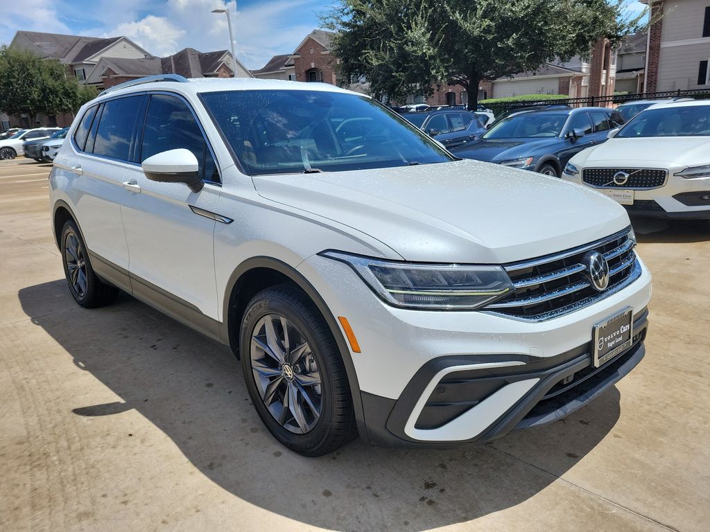 2023 Volkswagen Tiguan SE FWD