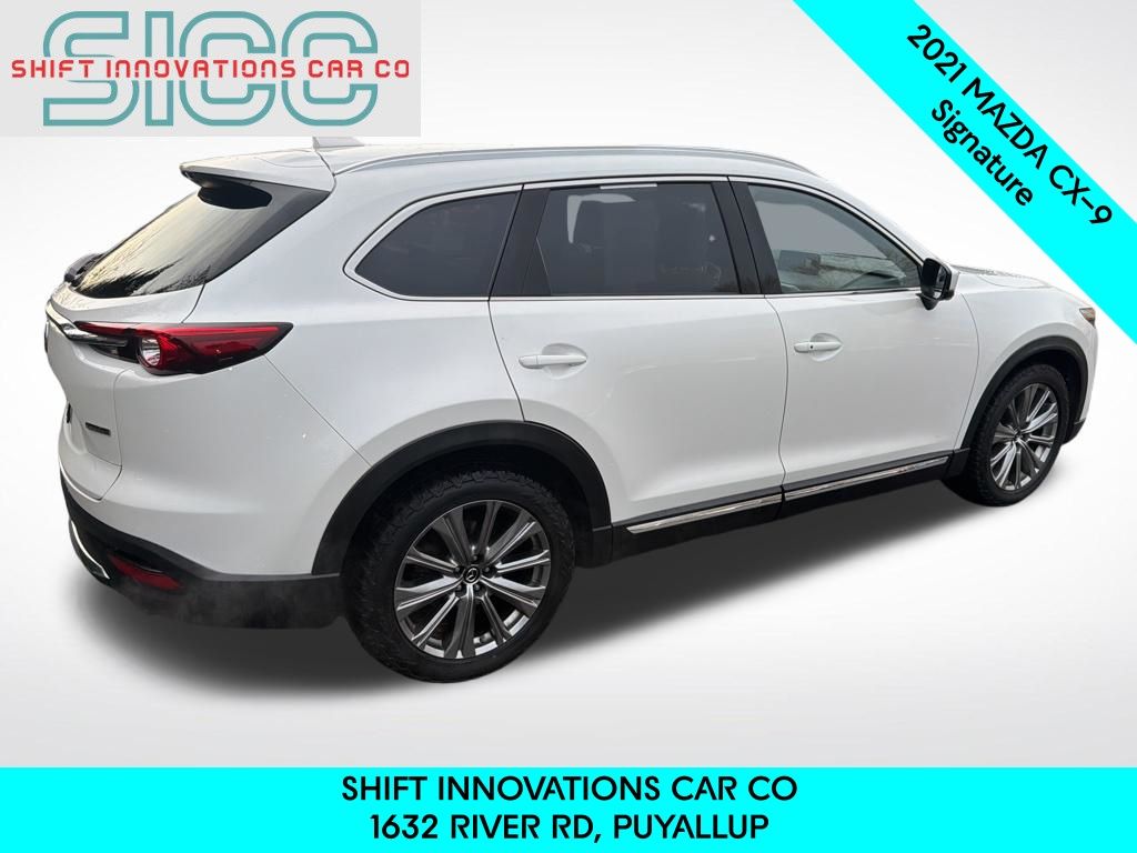 View vehicle photo 6