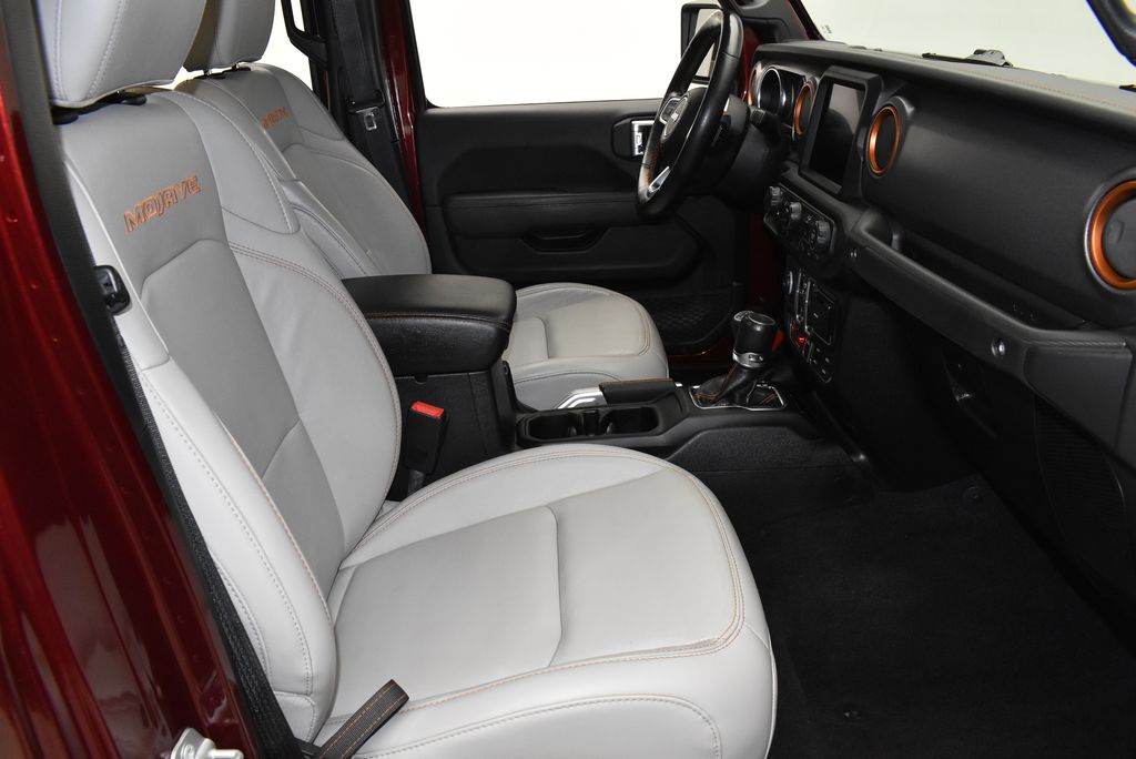 Thumbnail: 2021 Jeep Gladiator - 28