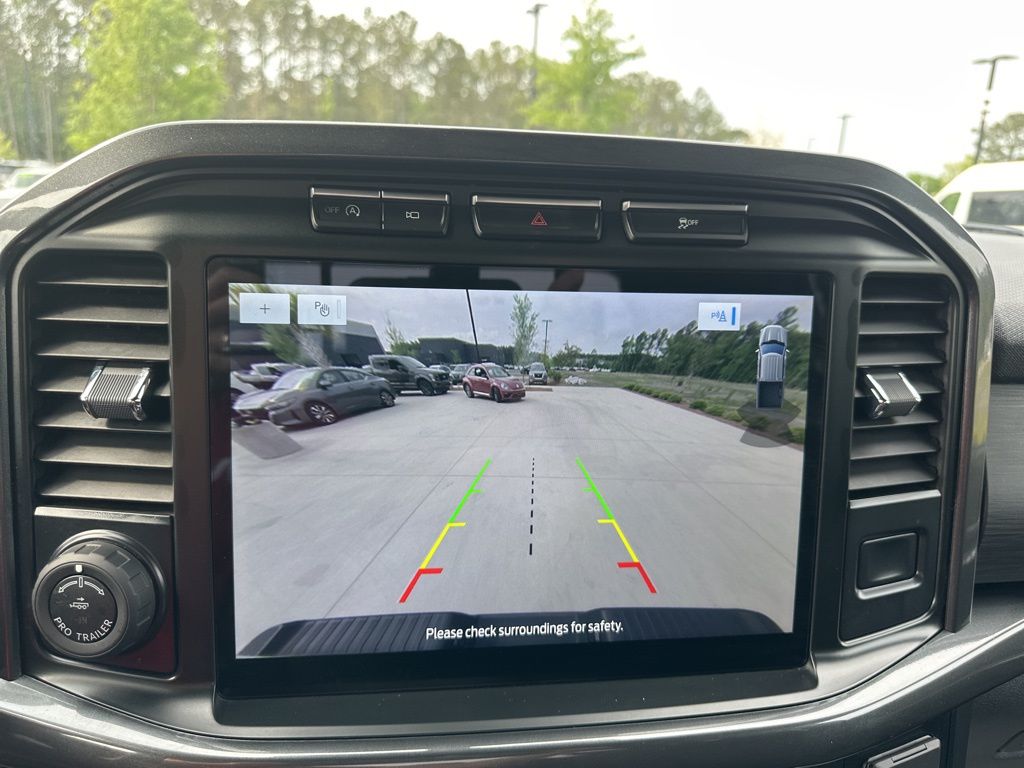 2023 Oxford White Ford F-150 XLT RWD Truck
