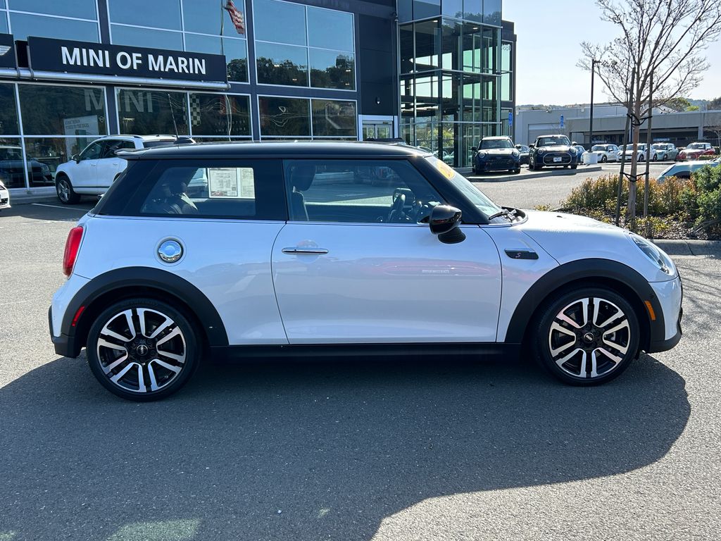 Thumbnail: 2023 MINI Cooper - 6