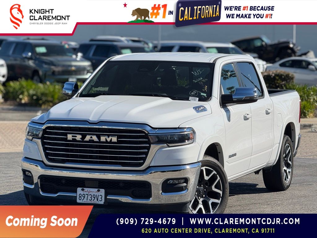 2025 RAM 1500 Laramie Crew Cab 4WD