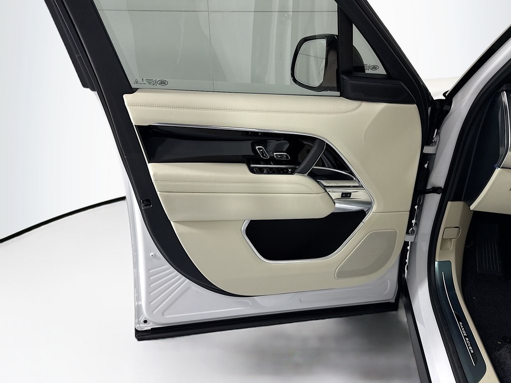 Thumbnail: 2026 Land Rover Range Rover - 26