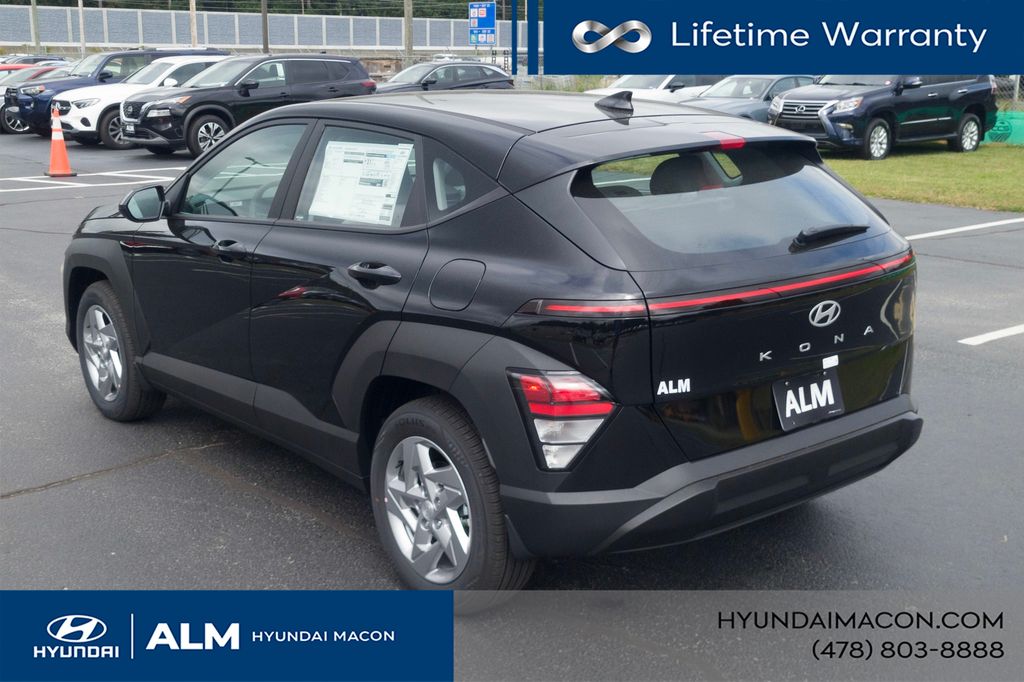 New 2026 Black HYUNDAI SE image 11