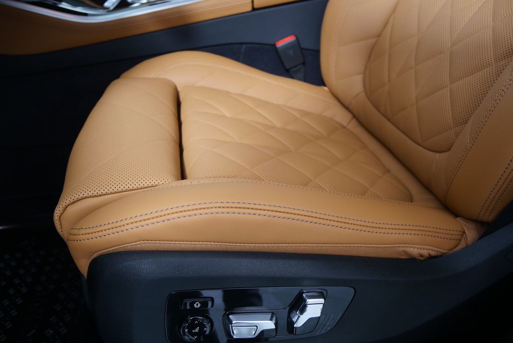 2026 BMW X5 xDrive40i 10