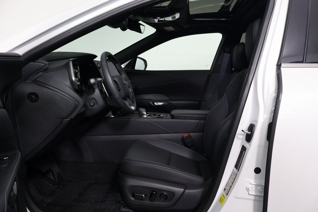 Thumbnail: 2025 Lexus RX - 10