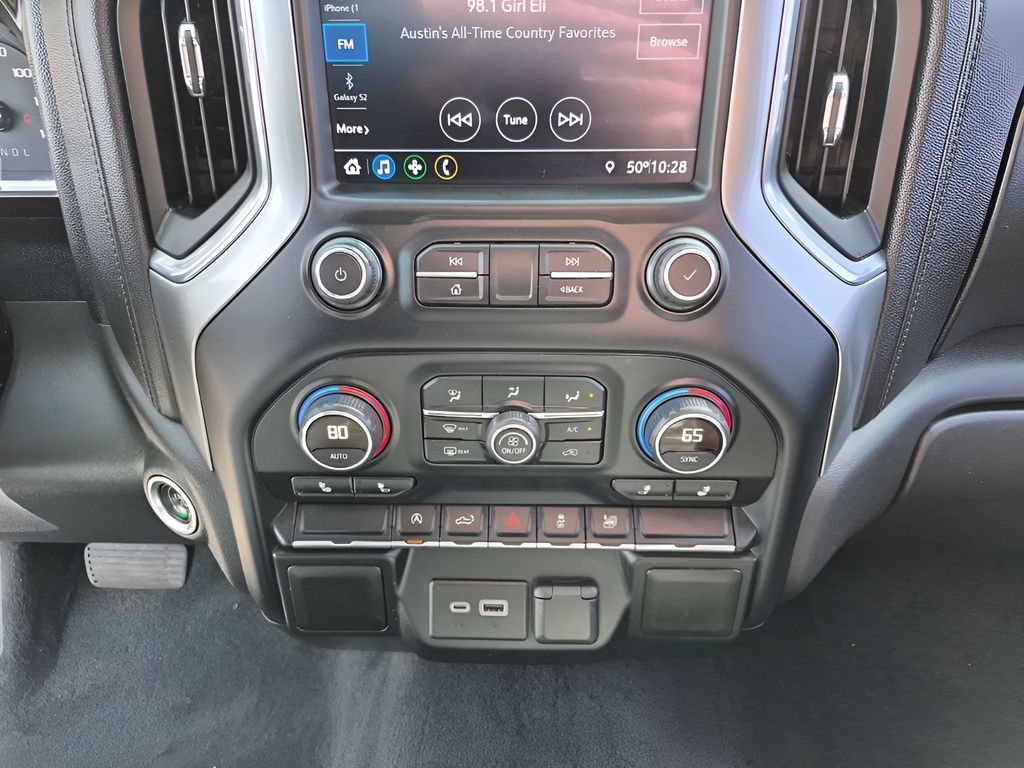 Used 2020 White Chevrolet LT image 39