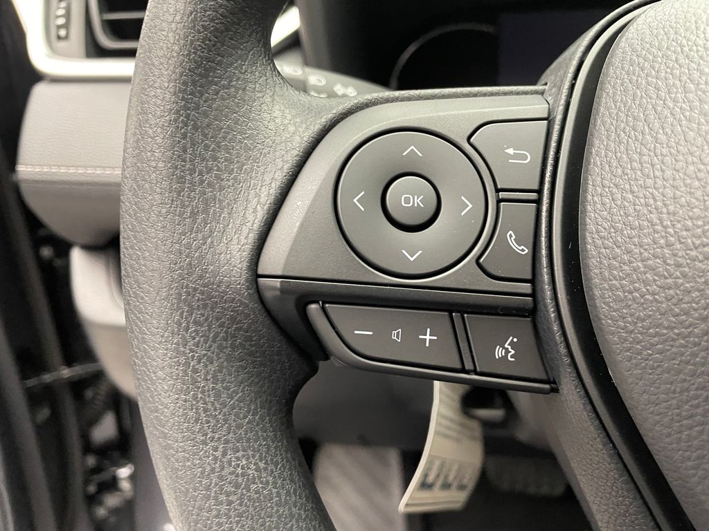 Thumbnail: 2025 Toyota RAV4 - 21