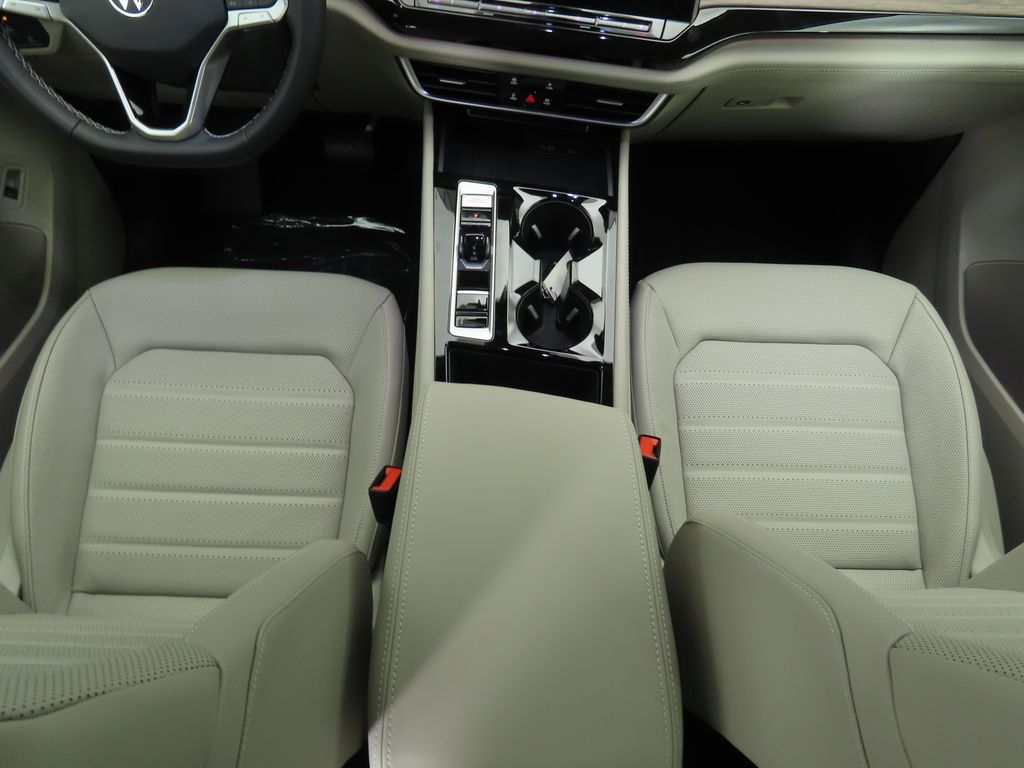 Thumbnail: 2026 Volkswagen Atlas - 17