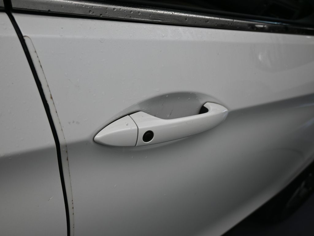 Used 2023 Platinum White Pearl Honda RTL image 47