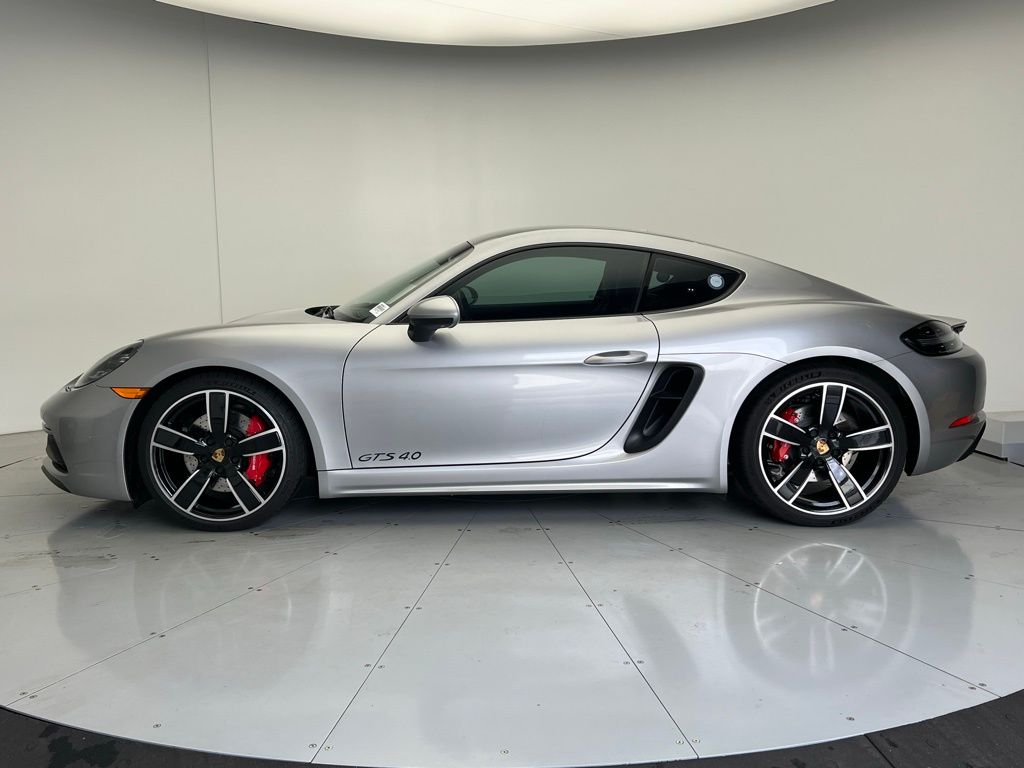Thumbnail: 2025 Porsche 718 Cayman - 2