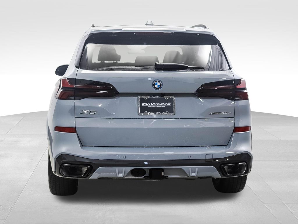 Thumbnail: 2026 BMW X5 - 4