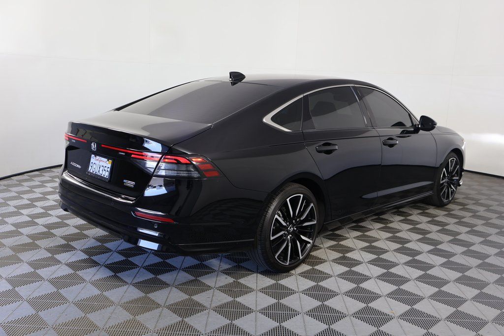 Thumbnail: 2023 Honda Accord - 4