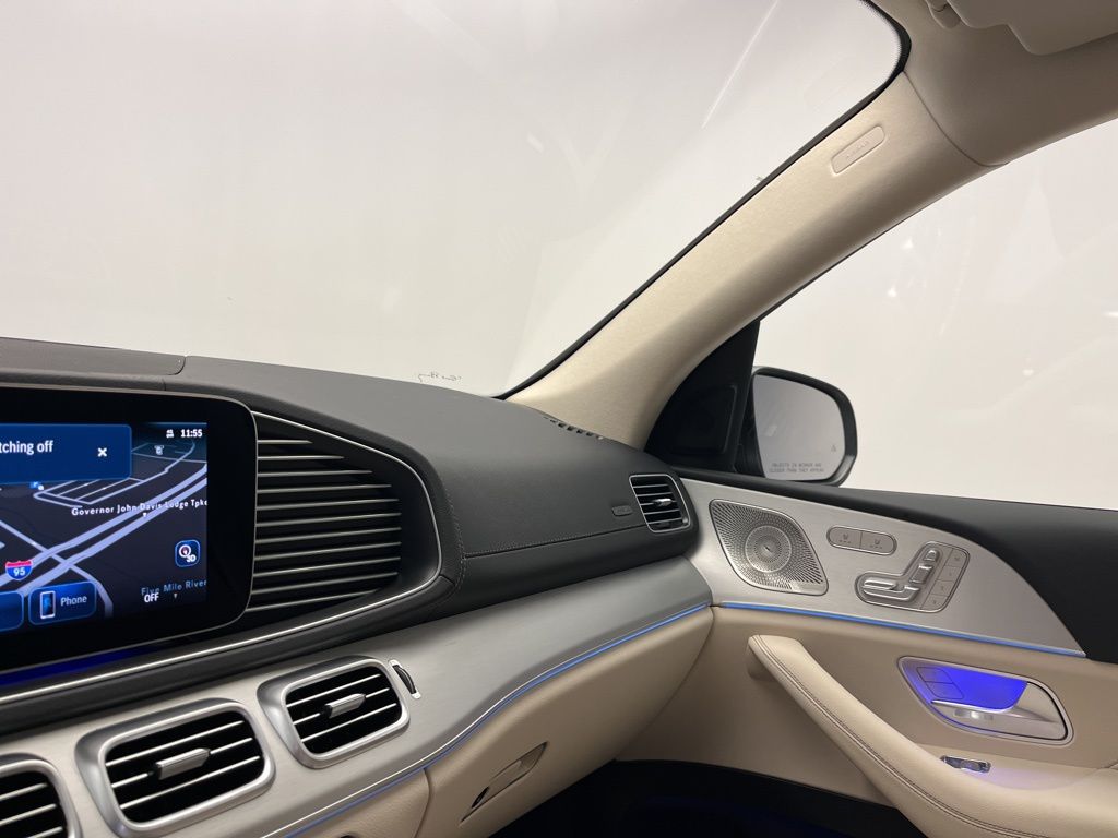 Thumbnail: 2026 Mercedes-Benz GLS - 23