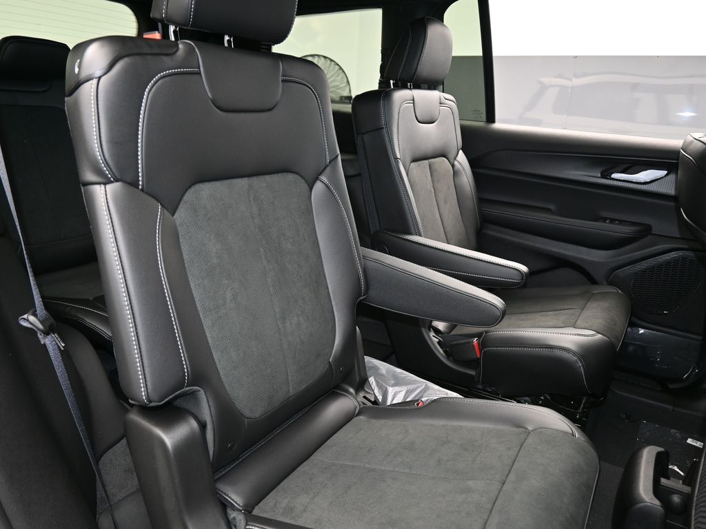 Used 2025 Bright White Clearcoat Jeep Altitude image 32