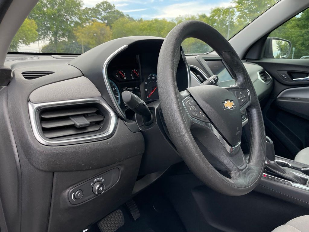 Thumbnail: 2020 Chevrolet Equinox - 28