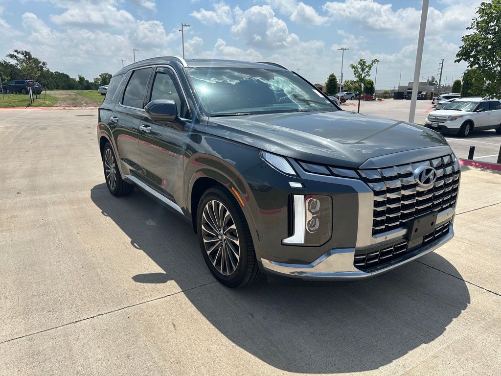 Thumbnail: 2023 Hyundai Palisade - 2