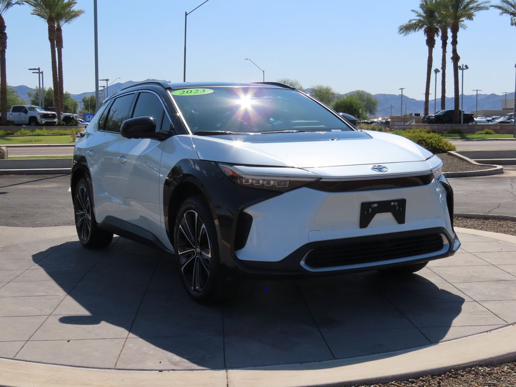 2023 Toyota bZ4X Limited 3