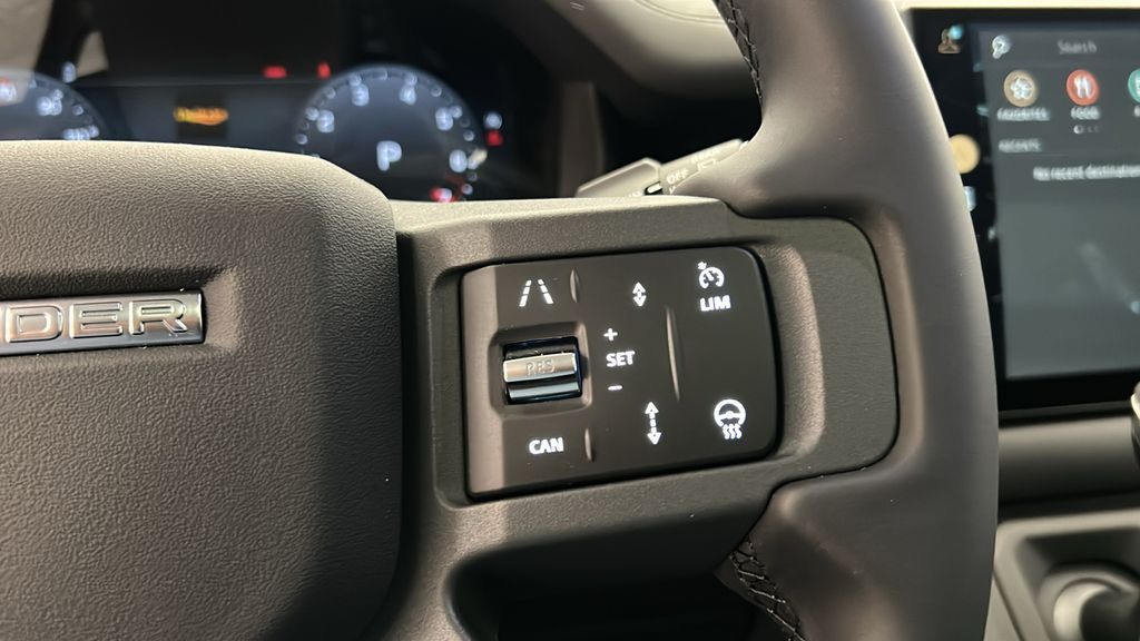 2025 Land Rover Defender 130 16