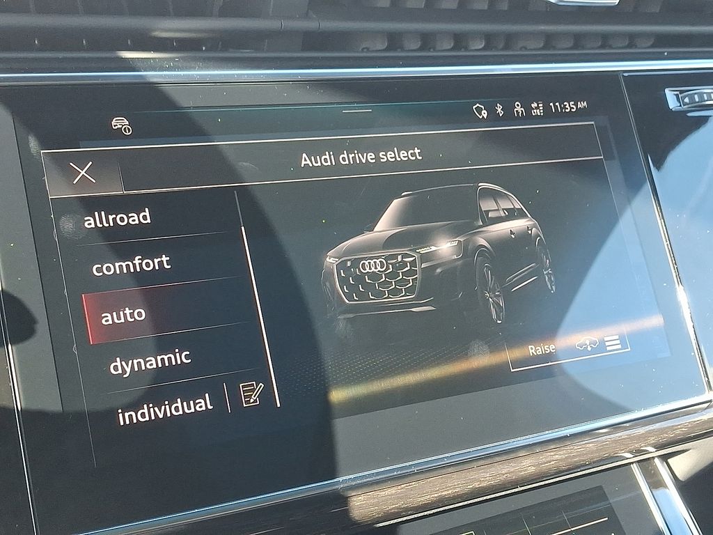 Thumbnail: 2026 Audi Q7 - 19