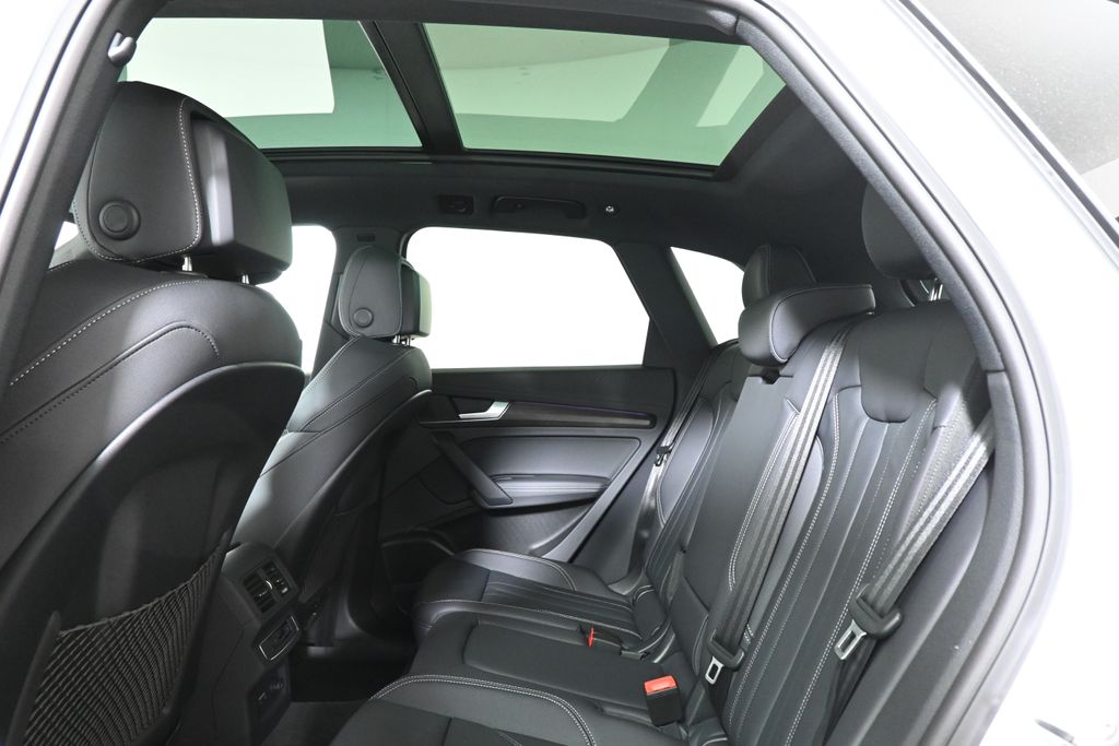 2025 Audi Q5  27