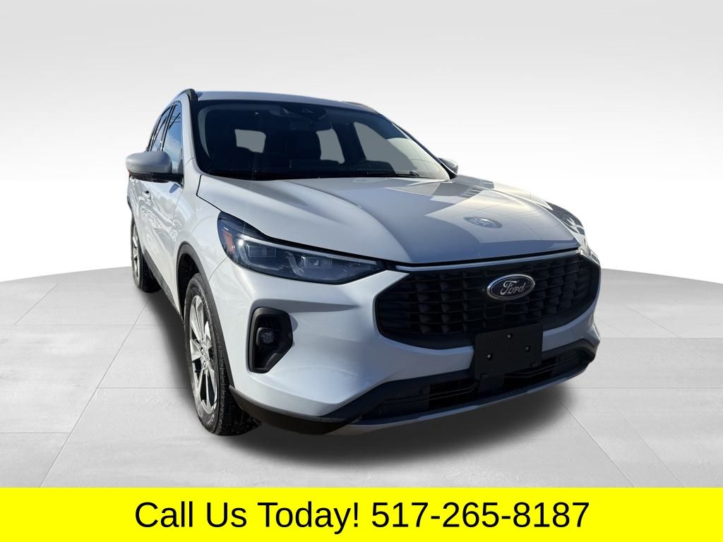 2025 Ford Escape Platinum AWD