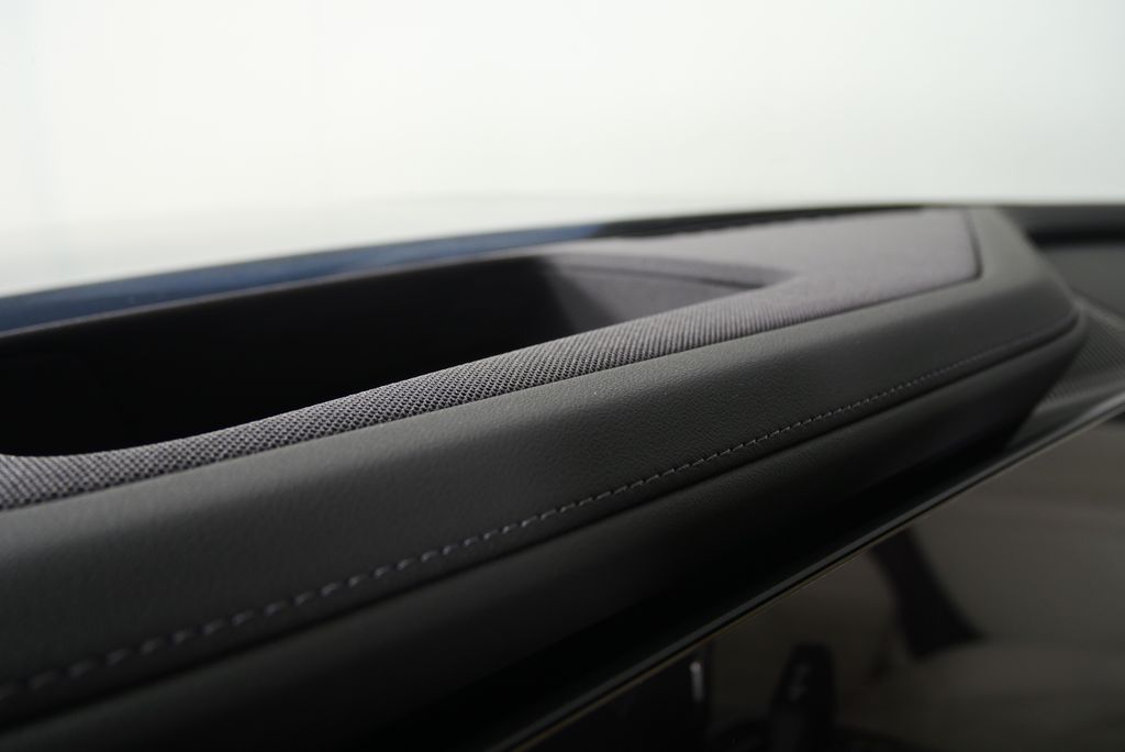 Thumbnail: 2026 BMW 7 Series - 20