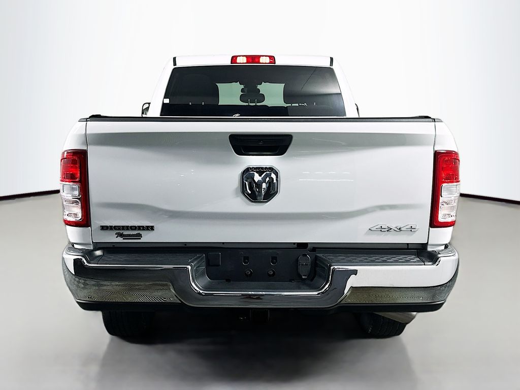 Used 2022 White Ram Big Horn image 6