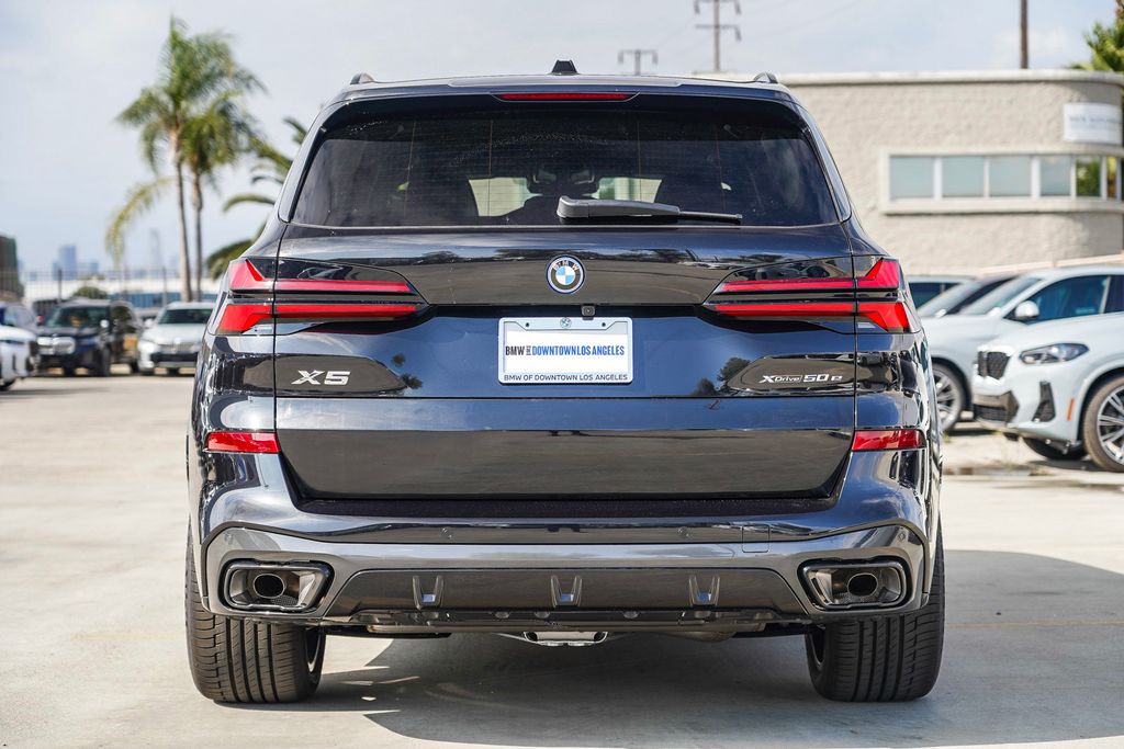 2025 BMW X5 xDrive50e 7