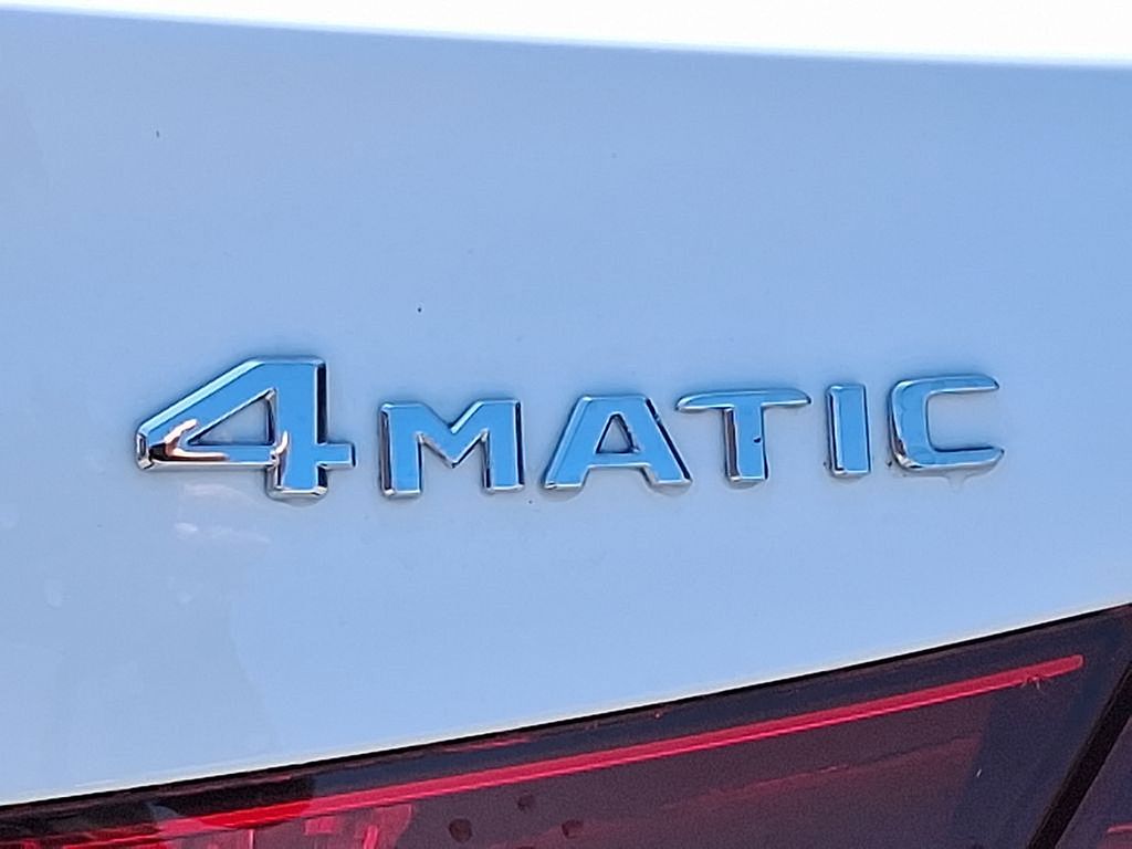 Thumbnail: 2025 Mercedes-Benz C-Class - 24