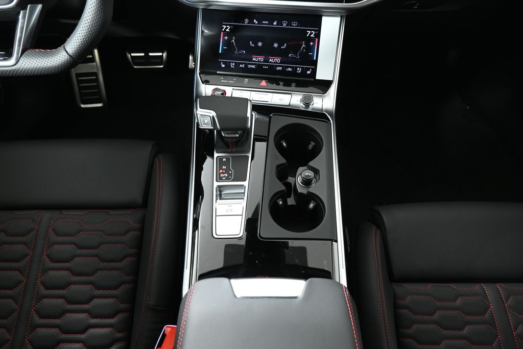 Thumbnail: 2026 Audi RS 6 - 19