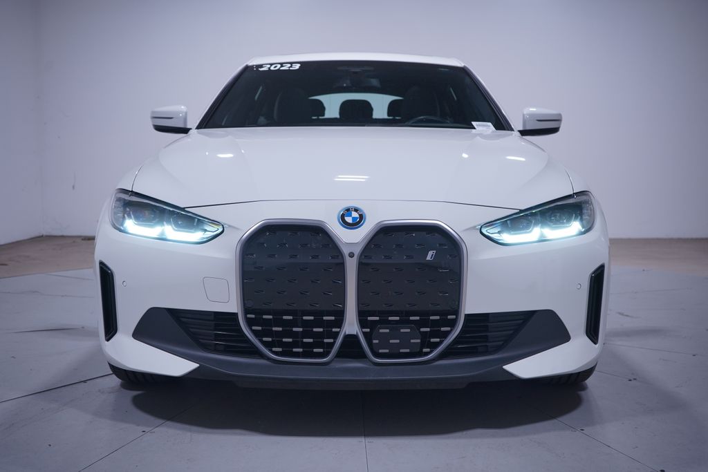 Thumbnail: 2023 BMW i4 - 4