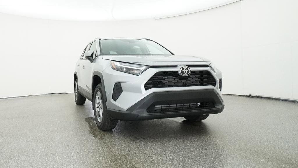 Thumbnail: 2025 Toyota RAV4 - 32