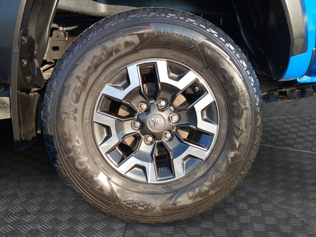 Used Car 2020 Toyota Tacoma  Trd Off-road For Sale Under $40,000 In Austin, Texas