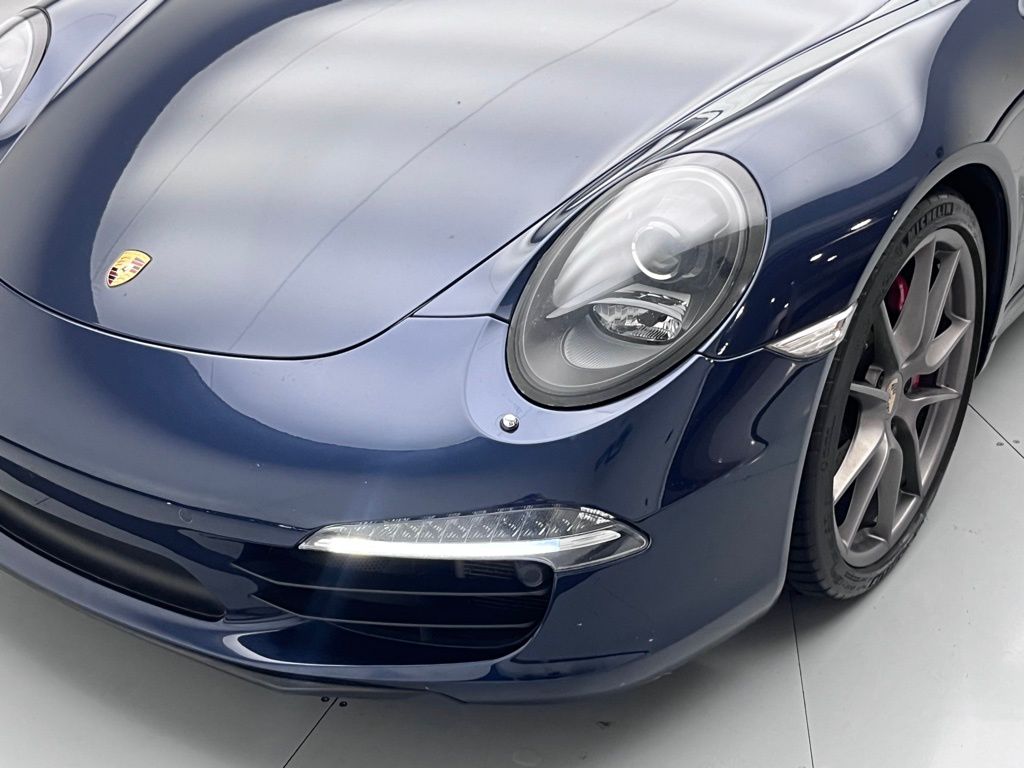2013 Porsche 911 Carrera S 25