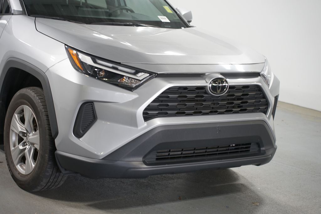 Thumbnail: 2025 Toyota RAV4 - 4