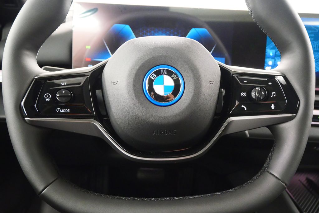 2024 BMW i5 eDrive40 13