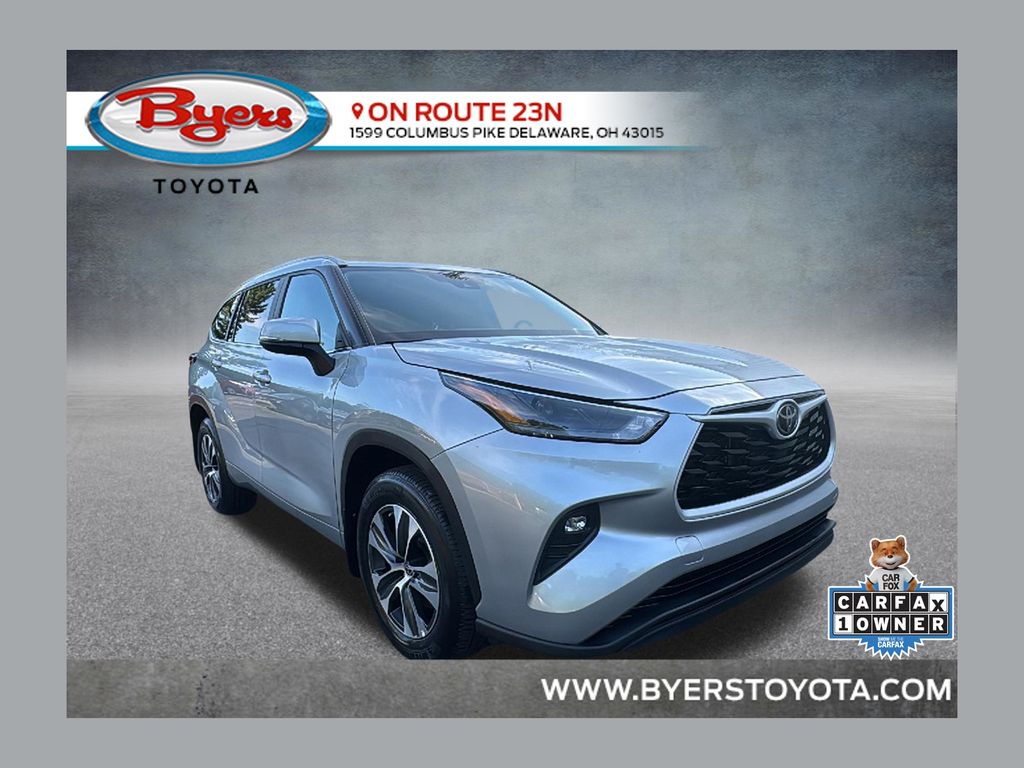 Celestial Silver Metallic 2025 Toyota Highlander SUV / Crossover All-Wheel Drive 8-Speed Automatic