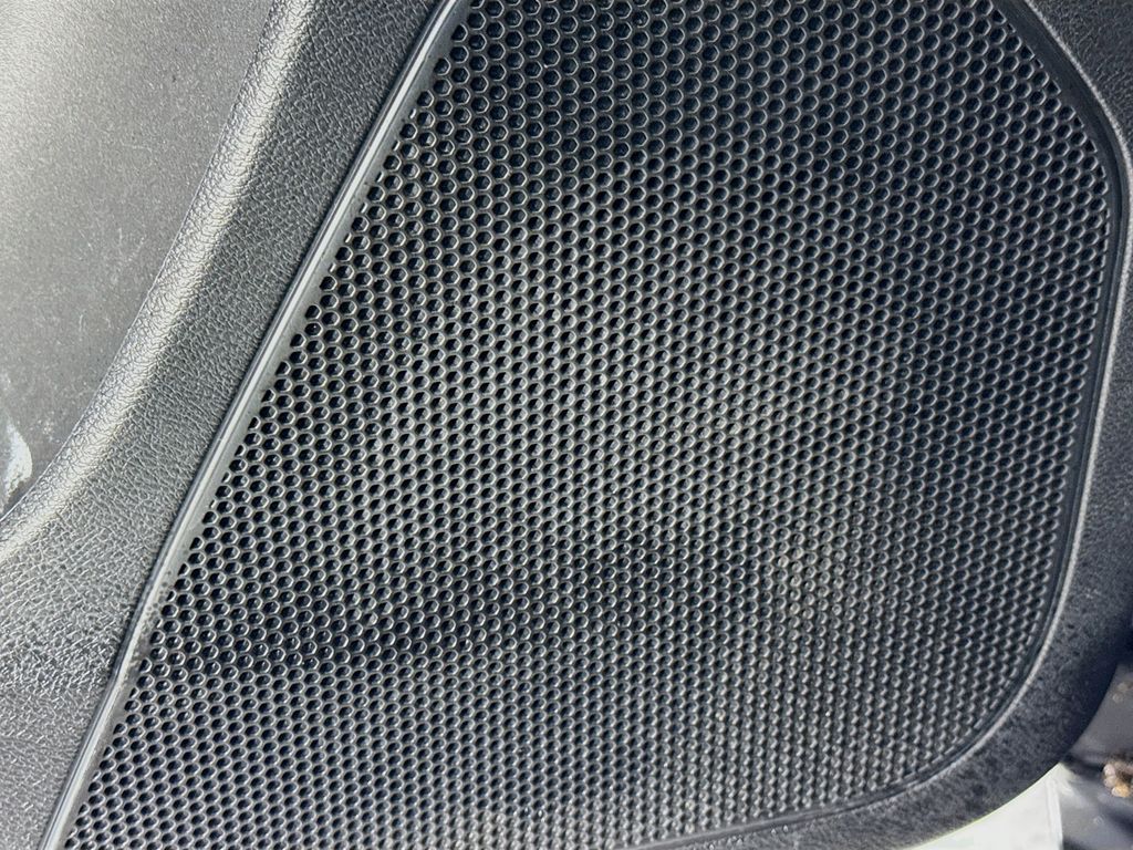 Used Car 2018 Jeep Cherokee  Latitude Plus For Sale Under $10,000 In Austin, Texas