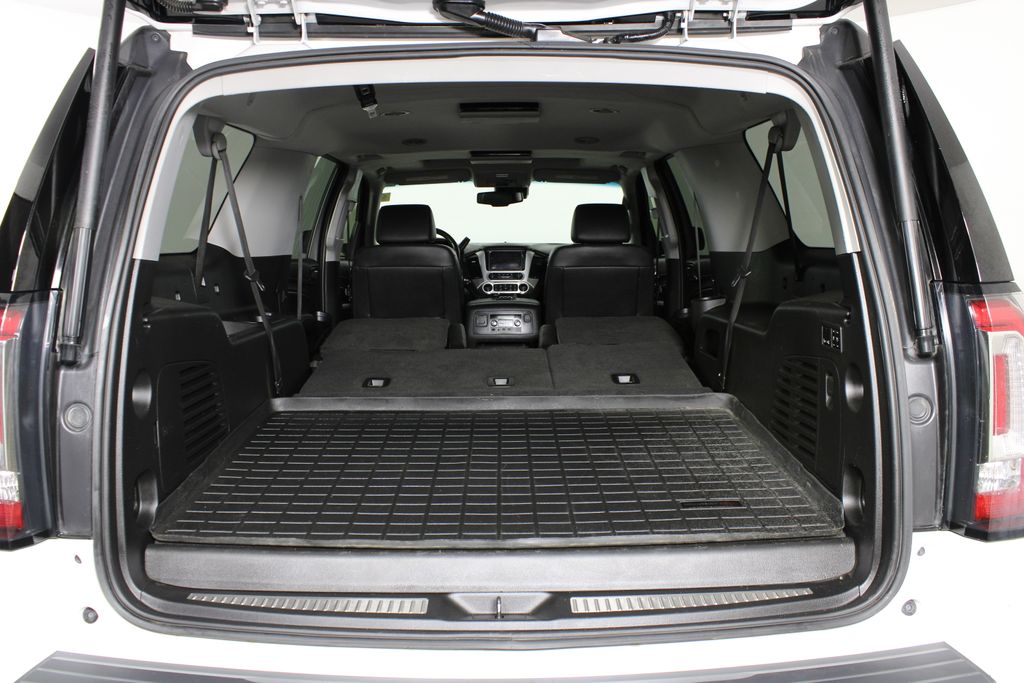 Used 2018 GMC Yukon XL for sale in 